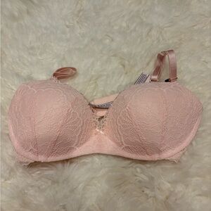 Victoria's Secret Blush Lace Dream Angels Bra NWT 34D
